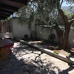 Andora, Indipendente, Ammessi Animali, Entrata E Giardino Dehor Privato, Luogo Rigenerante ,solarium,pace E Relax,parcheggio Privato Gratuito * 莱圭利亚