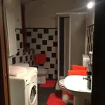 Andora, Indipendente, Ammessi Animali, Entrata E Giardino Dehor Privato, Luogo Rigenerante ,solarium,pace E Relax,parcheggio Privato Gratuito