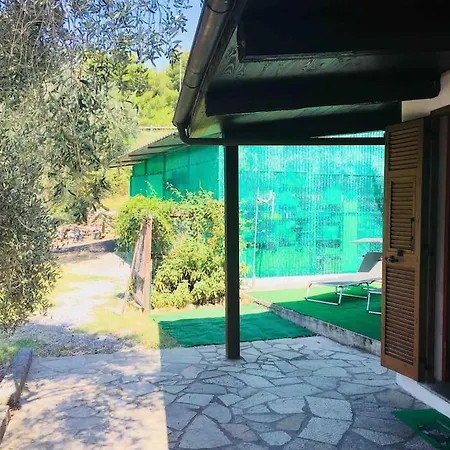 Andora, Indipendente, Ammessi Animali, Entrata E Giardino Dehor Privato, Luogo Rigenerante ,solarium,pace E Relax,parcheggio Privato Gratuito *