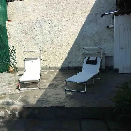 Andora, Indipendente, Ammessi Animali, Entrata E Giardino Dehor Privato, Luogo Rigenerante ,solarium,pace E Relax,parcheggio Privato Gratuito Apartment