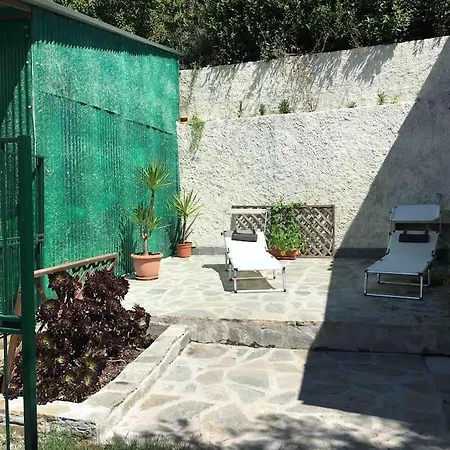 Apartment Andora, Indipendente, Ammessi Animali, Entrata E Giardino Dehor Privato, Luogo Rigenerante ,solarium,pace E Relax,parcheggio Privato Gratuito *