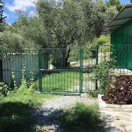 Andora, Indipendente, Ammessi Animali, Entrata E Giardino Dehor Privato, Luogo Rigenerante ,solarium,pace E Relax,parcheggio Privato Gratuito Apartamento