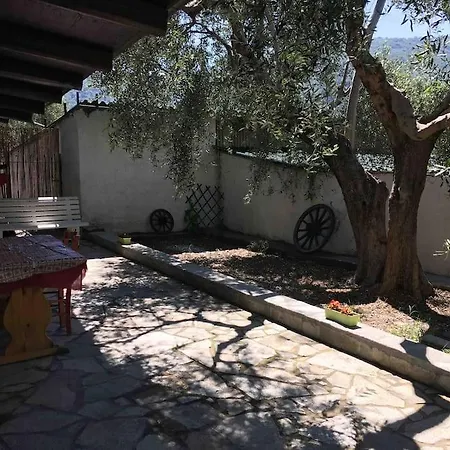 Andora, Indipendente, Ammessi Animali, Entrata E Giardino Dehor Privato, Luogo Rigenerante ,solarium,pace E Relax,parcheggio Privato Gratuito * Лайгуэлья
