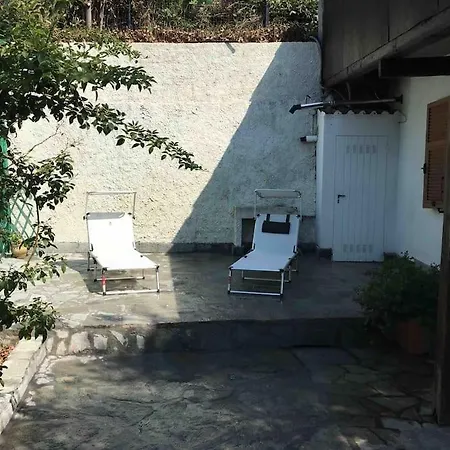 Andora, Indipendente, Ammessi Animali, Entrata E Giardino Dehor Privato, Luogo Rigenerante ,solarium,pace E Relax,parcheggio Privato Gratuito Лайгуэлья