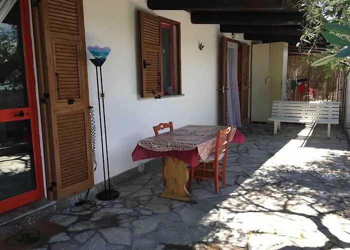 Andora, Indipendente, Ammessi Animali, Entrata E Giardino Dehor Privato, Luogo Rigenerante ,solarium,pace E Relax,parcheggio Privato Gratuito Lejlighed *