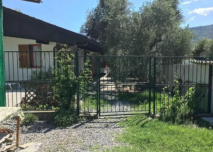 Andora, Indipendente, Ammessi Animali, Entrata E Giardino Dehor Privato, Luogo Rigenerante ,solarium,pace E Relax,parcheggio Privato Gratuito * Laigueglia
